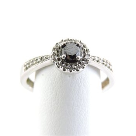 10K White Gold Diamond & Enhanced Black Diamond - Picture 2 of 8